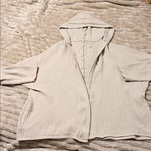 American Eagle Cream Textured Knit Cardigan